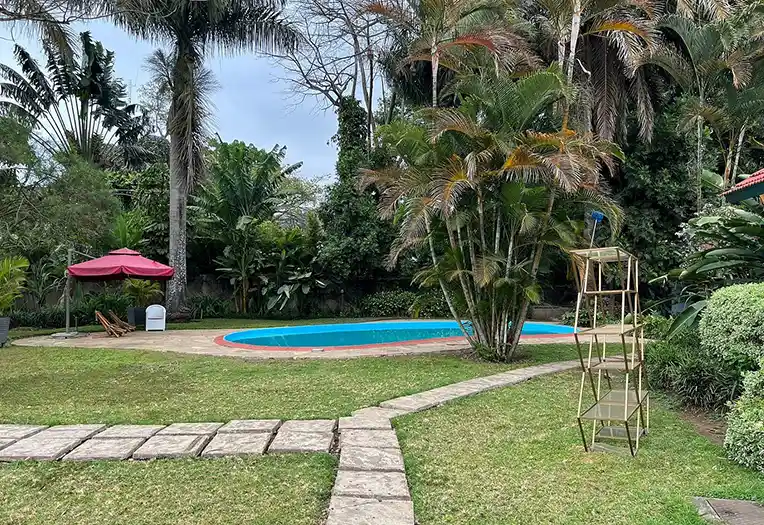 Tulia Retreat suite room preview