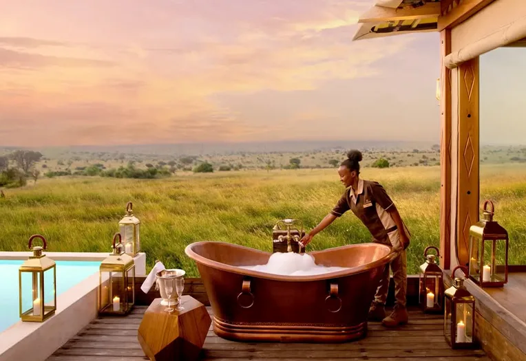5 Day Luxury Fly-In Serengeti Ngorongoro & Manyara Safari Tanzania